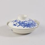 1616 5027 BOWL WITH LID